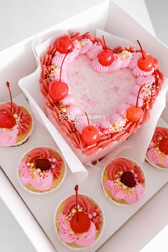 mariasweetcakery Valentine box