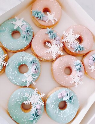 mariasweetcakery Winter wonder donuts