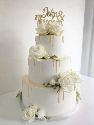 Mariasweetcakery Bloemen taart wit