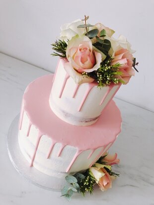mariasweetcakery Pink Roses