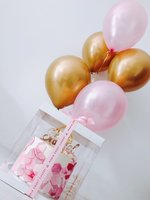 5 helium ballonnen passend bij de taart